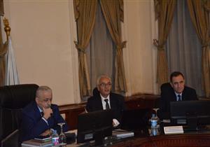 التعليم: إلغاء درجات "الميد تيرم" والحاسب الآلي والرسم من المجموع