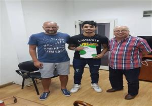 الأهلي يوافق على انتقال حمدي زكي إلى سموحة