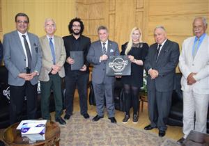 بالصور.. اتفاقية تعاون بين جامعة بنها و"ليمكوكوينج" الماليزية