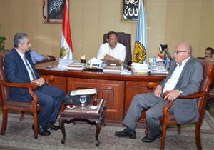 بالصور.. محافظ الغربية يناقش طرح 34 فدانًا بمنطقة الصناعات النسيجية في المحلة