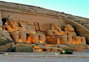 مناقشة استعدادات الاحتفال بمرور 200 عام على اكتشاف معبدي "رمسيس الثاني"