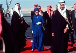 ارتدته الملكة اليزابيث ورفضته ميلانيا ترامب..حجاب سيدات العالم في السعودية 