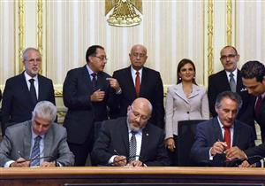 "إسماعيل" يشهد توقيع اتفاقيتين لتطوير محطة أبو رواش وإنشاء مستشفيين للأطفال