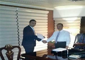 مدير مباحث الجيزة يُكرم معاون مباحث الهرم لتميزه في العمل