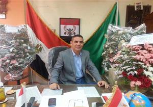 ربط تسليم الكتب بدفع المصروفات.. إحالة مدير مدرسة للتحقيق بالقليوبية
