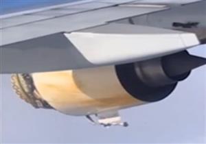  لحظة تحطم محرك طائرة أير فرانس في الجو -فيديو