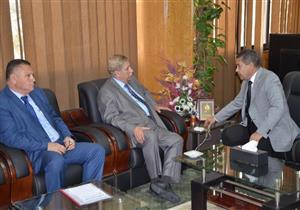 محافظ الإسماعيلية يستقبل رئيس هيئة مشروعات التعمير والتنمية الزراعية