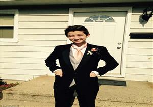 طالب متحول جنسيًا يكسب 800 ألف دولار من دعوى ضد مدرسته (صور)