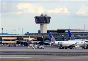 القبض على طاقم تلفزيوني حاول تهريب قنبلة مزيفة في مطار أمريكي