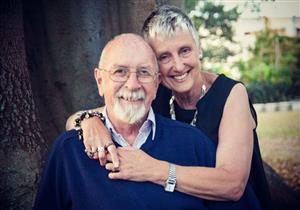 بعد عدة سنوات من وفاتها.. رجل يكتشف مزحة زوجته 