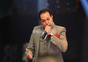 بالفيديو.. حكيم يروج لأولى حفلاته في 2018