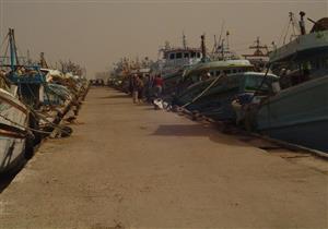 توقف حركة الملاحة بميناء البرلس 6 أيام