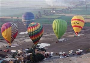 على متنها 500 سائح.. 22 رحلة بالون تحلق في سماء الأقصر