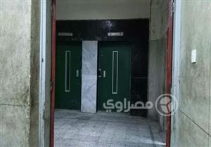 بمستشفى جامعة أسيوط.. 9 مصاعد للأساتذة مقابل مصعد متهالك للمرضى والزائرين