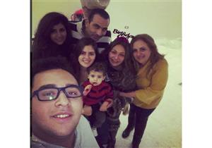 بعد احتفالهم بعيد ميلادها.. ليلى علوي توجه رسالة لأسرتها (صورة)