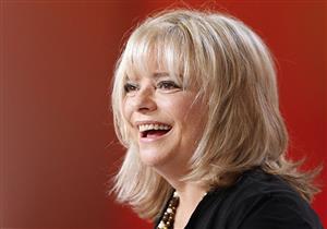 رحيل المطربة الفرنسية "فرانس جال" بعد صراعها مع المرض