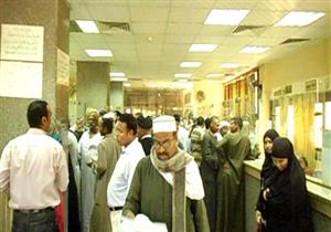 بالفيديو.. إقبال كبير على الشهر العقاري بأسيوط لتأييد السيسي