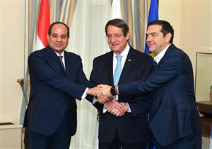 السيسي والرئيس القبرصي ورئيس وزراء اليونان يشهدون توقيع اتفاقيات تعاون