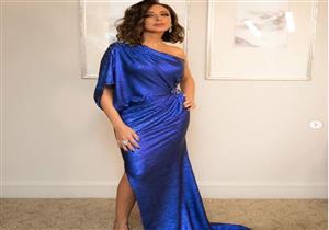 أنغام تكشف عن إطلالة جديدة بـ"الأزرق"