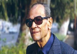 لم تُنشر من قبل.. الكشف عن قصص جديدة لنجيب محفوظ في منزل ابنته