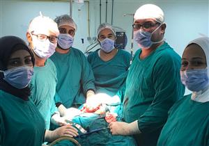 استئصال ورم سرطاني يزن 2 كيلو من كلى طفلة في الإسكندرية.. (صور)