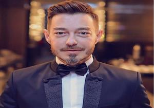 بعد إجرائه عملية جراحية.. أحمد زاهر يعلق على شائعة عدم قدرته على المشي قبل 8 أشهر