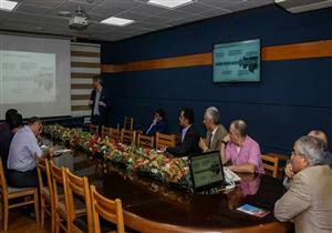 "ميناء دمياط" يستقبل وفدا إسبانيا لبحث تطوير معدات الهيئة 