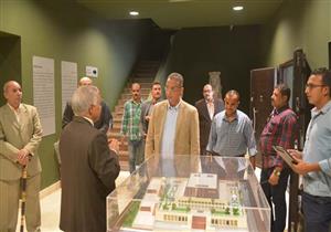 بالصور.. محافظ سوهاج يتفقد المتحف القومي ويستمع لشرح تفصيلي لمحتوياته