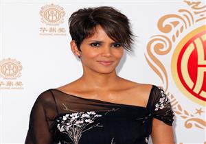 هالي بيري.. فازت بالأوسكار وأسوأ ممثلة وعاشت في ملجأ للمشردين واكتشفت إصابتها بهذا المرض بالصدفة