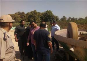  بالصور.. إزالة 15 طاحونة ذهب مخالفة بمركز إدفو بأسوان