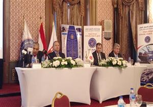 "القابضة للنقل" توقع عقد تطوير محطة دمياط للحاويات مع بتروجيت