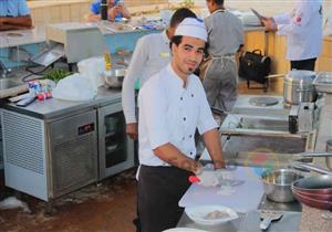 بالصور.. انطلاق مسابقة الفرق الجماعية لمهرجان الطهاة العرب برأس سدر