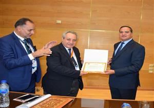 تكريم 21 شاعرًا من الوطن العربي في ختام مهرجان الشعر الأول بجامعة سوهاج