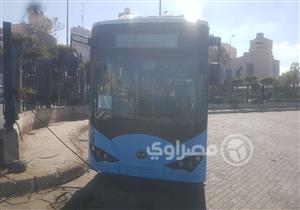 بالصور- وصول أول أتوبيس يعمل بالكهرباء إلى ميناء الإسكندرية