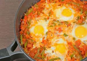 طريقة عمل الشكشوكة بالبيض