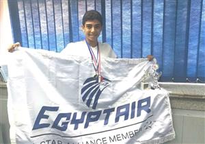 مصر للطيران تجدد رعايتها لبطل الأسكواش عبدالله عمرو 