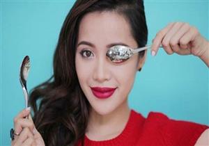 خلصي بشرتك من الإرهاق بـ"تدليك الملاعق"