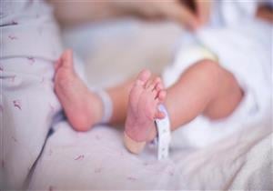 جدة تلقي بحفيدها الرضيع على شاطئ نيل طوخ خوفًا من فضيحة ابنتها