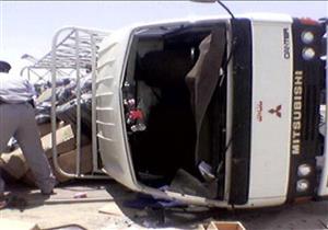 بالأسماء.. إصابة 15 في انقلاب سيارة في الفيوم