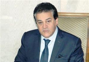 وزير التعليم العالي يشارك في فرز أصوات انتخابات اتحاد طلاب جامعة القاهرة