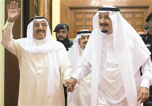 أمير الكويت والعاهل السعودي يبحثان مستجدات الأوضاع في المنطقة