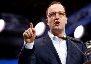 وزير الصحة الألماني يدافع عن تشديد قواعد الدخول إلى البلاد