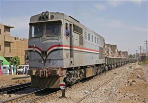  عطل في جرار يُوقف قطارًا بالمنيا