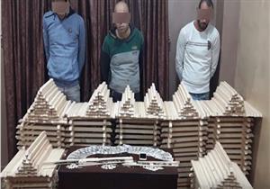 فيديو.. إحباط تهريب نصف مليون قرص كبتاجون مخدر داخل "خلايا النحل"