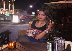 بالصور - تركت حلمها ودينها.. من هي ملكة جمال روسيا التي وقعت في غرام حاكم مسلم؟