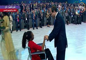 "لم يفعلها رئيس من قبل".. أحمد موسى متحدثًا عن مساعدة السيسي للفتاة الغانية