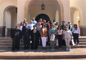 برفقة أبناء المصريين بالخارج.. وزيرة الهجرة تزور مسجد الصحابة وكنيسة السمائيين