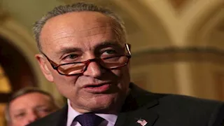 تشاك شومر: ترامب لا يملك صلاحية استخدام القوة في الكاريبي دون تفويض 