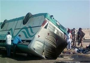 إصابة 11 في انقلاب أتوبيس على طريق بنها الحر