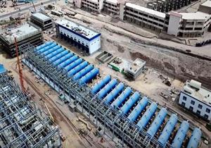 بتكلفة 2 مليار جنيه.. تفاصيل تنفيذ أكبر محطة لتحلية مياه البحر في مصر- صور